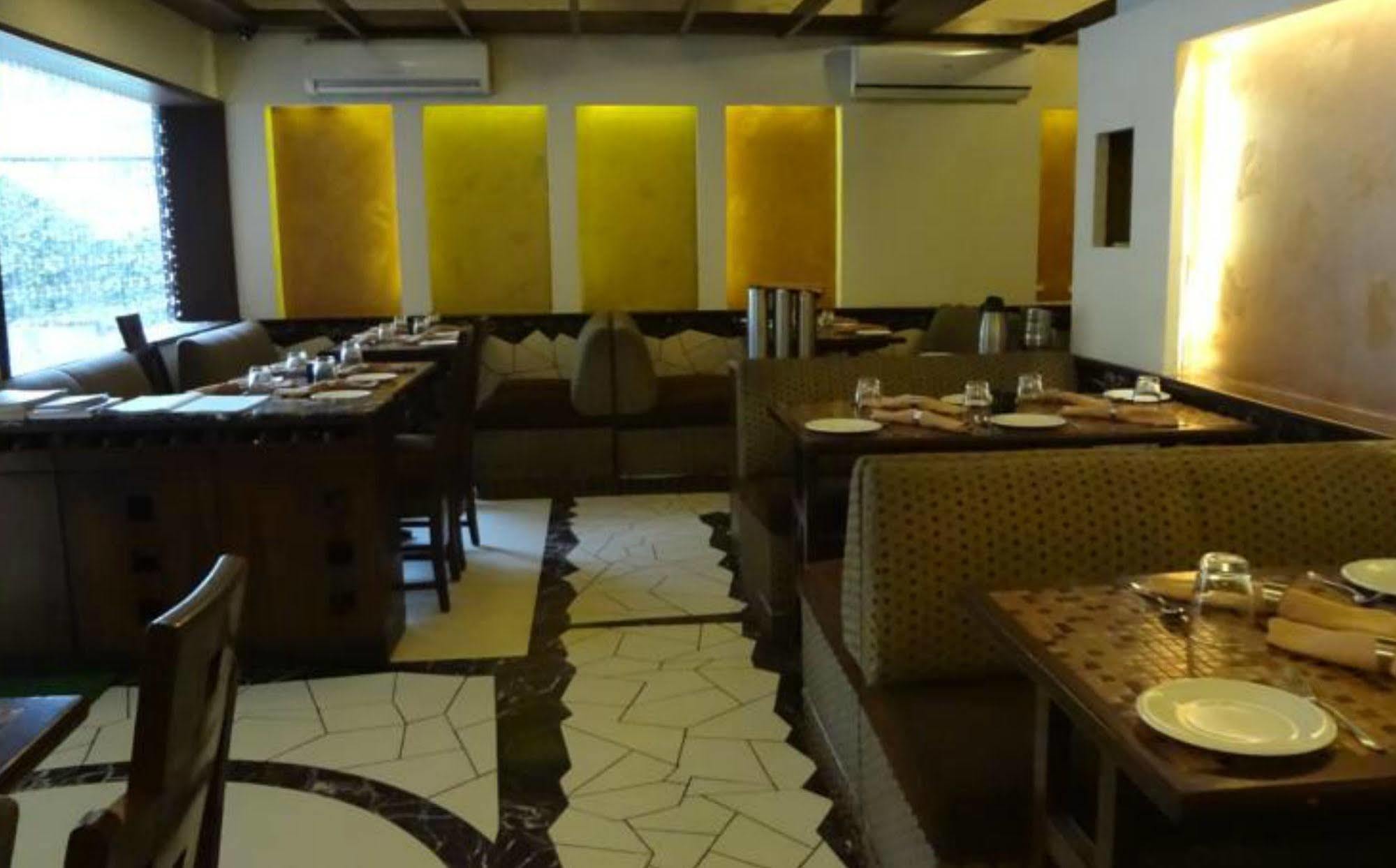 Fabhotel Shubhangan - Nr Bandra Bombaj Exteriér fotografie